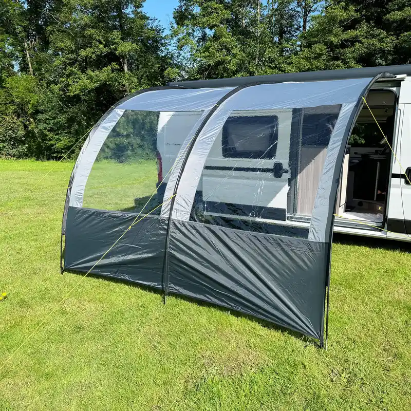 Freizeitschmiede Izzy-up Sunblocker 300x260cm Vorzelt für Wohnwagen und Wohnmobil Markenware