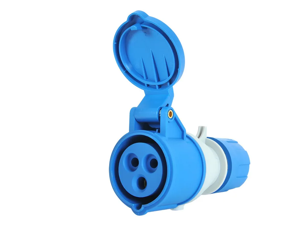 Finale Aktion Schwabe CEE Kupplung mit Powerlight