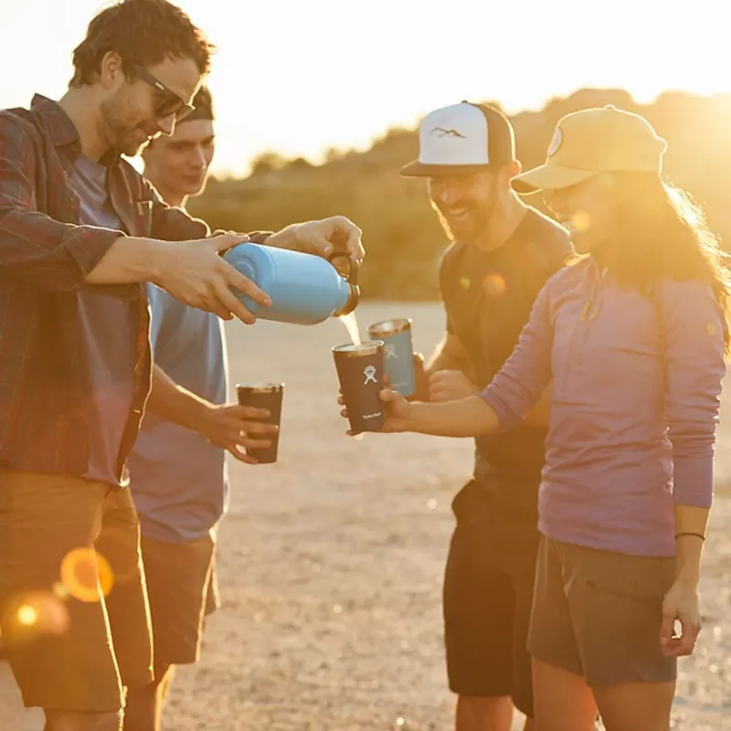 Hydro Flask 64 OZ GROWLER BLACK Begrenztes Angebot
