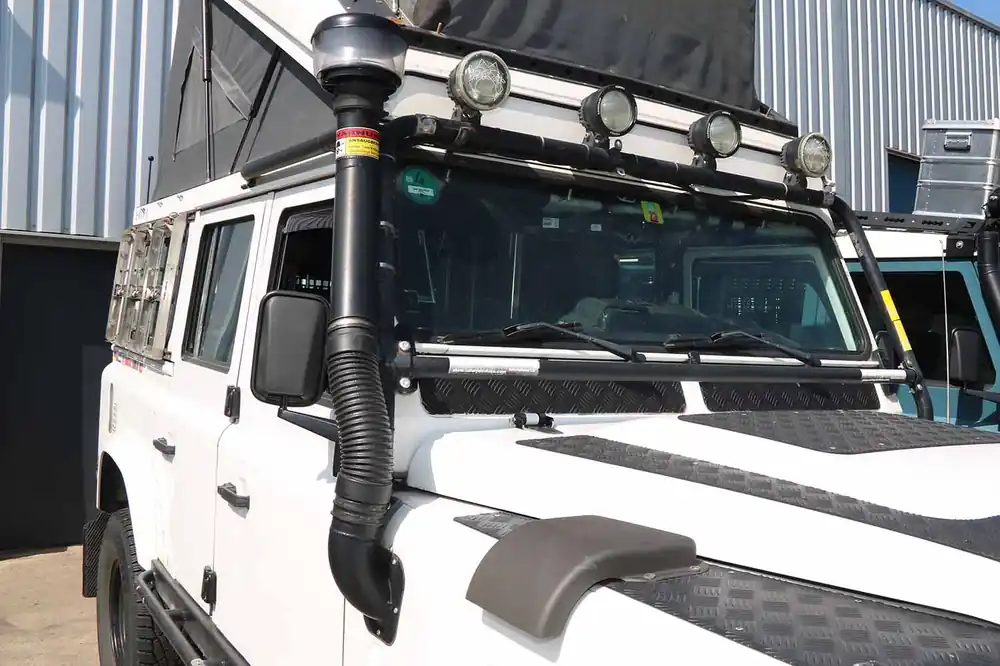 Erhöhte Luftansaugung, für Land Rover Defender 300 Tdi, Td5 und Td4 mit Aussenkäfig Neuheit