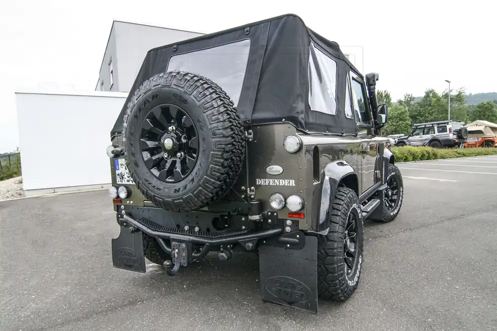 Jetzt Kaufen Land Rover Heckstoßstange / Anhängebock / Hecktritt für Defender 110