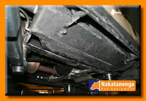 Nakatanenga Edelstahl-Zusatztank, 56l, für Land Rover Defender 110 Td5 / Td4 Meistverkauft