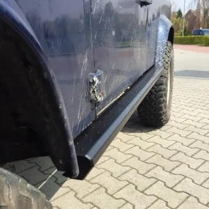 ABNTR4X4 Rockslider Land Rover Defender, Edelstahl schwarz, Paar Kracherpreis