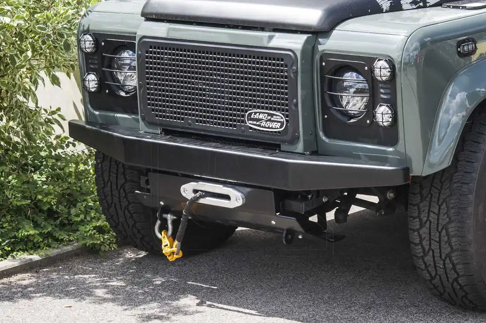 Abverkauf Nakatanenga Hidden Winch Mount Kit für Land Rover Defender