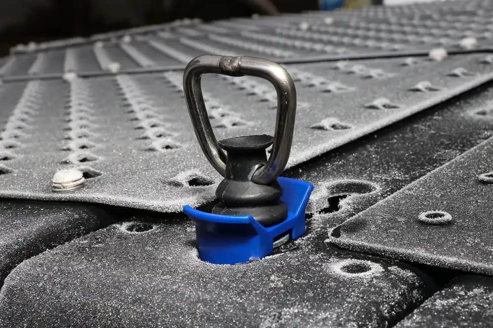 Single Stud Automotive klapperfrei Highlight