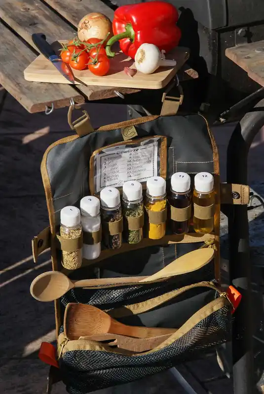 Tool Roll Spice 2, inkl 7 Gewürzbehälter Bestseller