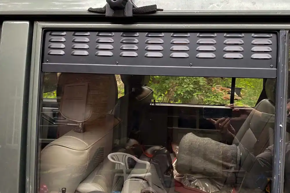 Billig Nakatanenga Lüftungsbleche hinten - Nissan Patrol GR Y60, langer Radstand, Baujahr 1988 bis 1998