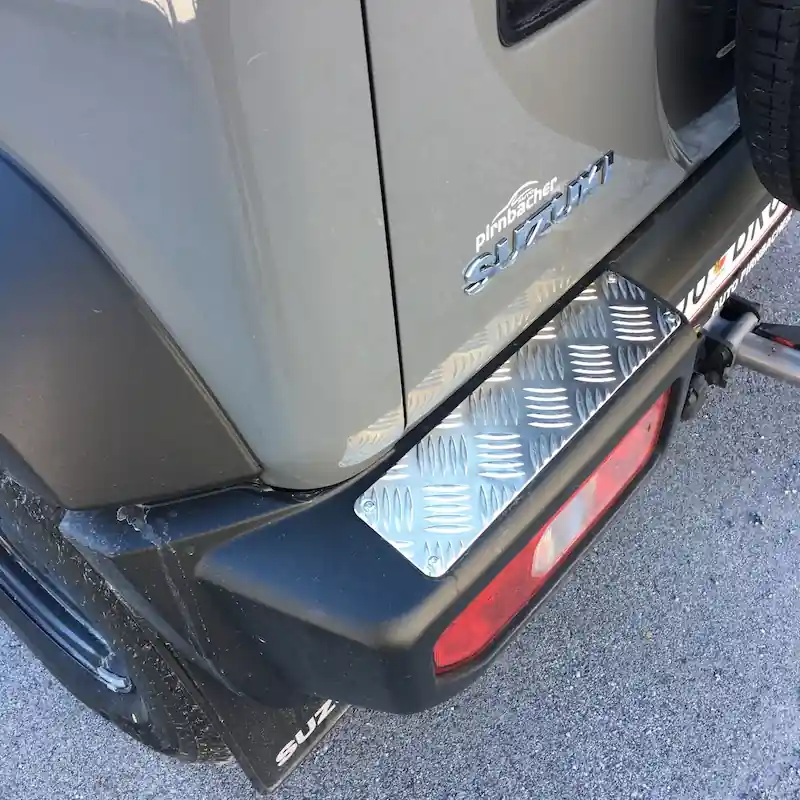 Riffelbleche für Stoßstange hinten, Suzuki Jimny II, 1 Paar Aktuell