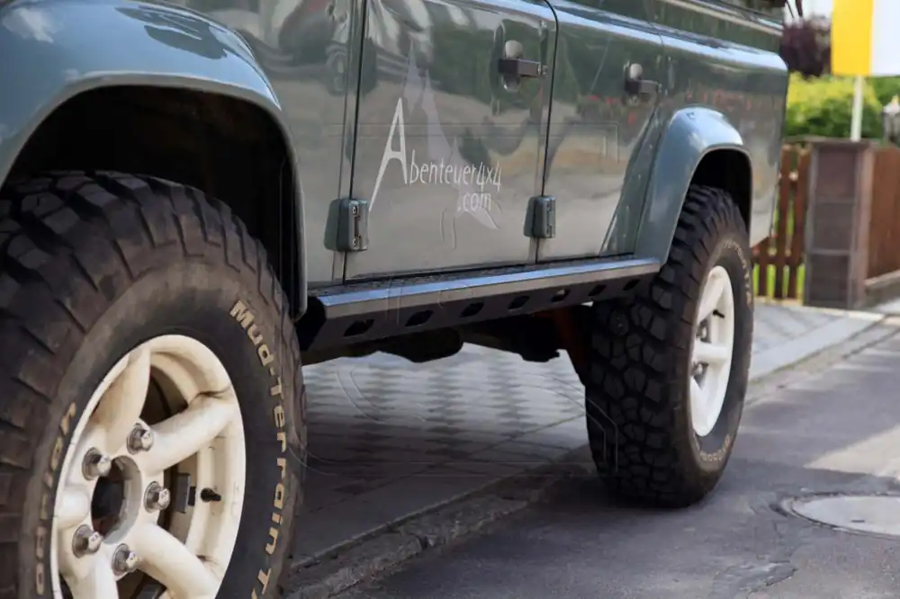 ABNTR4X4 Rockslider Land Rover Defender, Edelstahl schwarz, Paar Echt