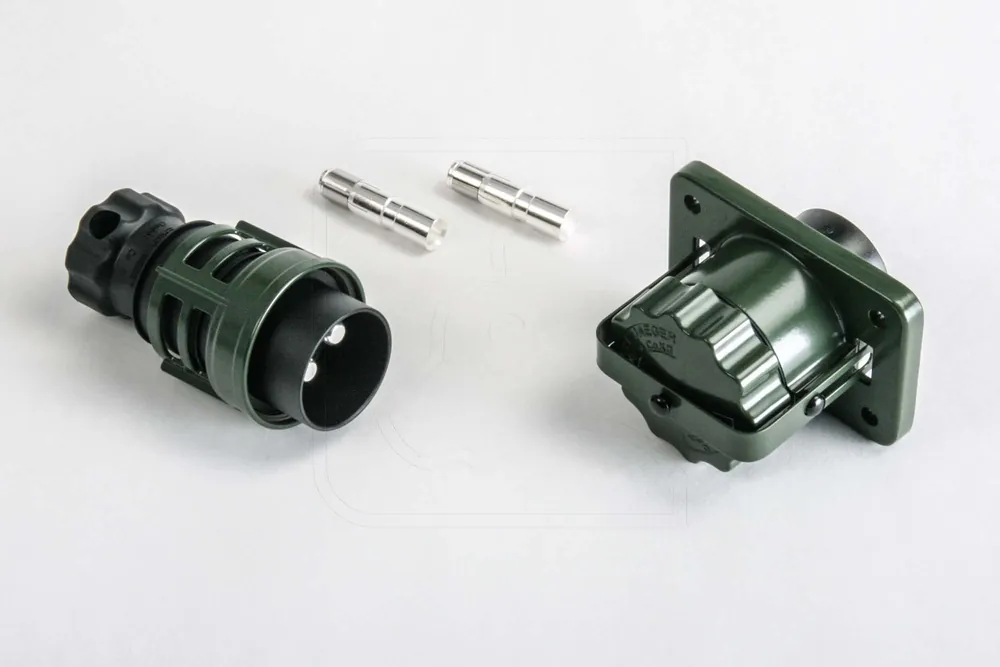 NATO Steckdose / Stecker Sale