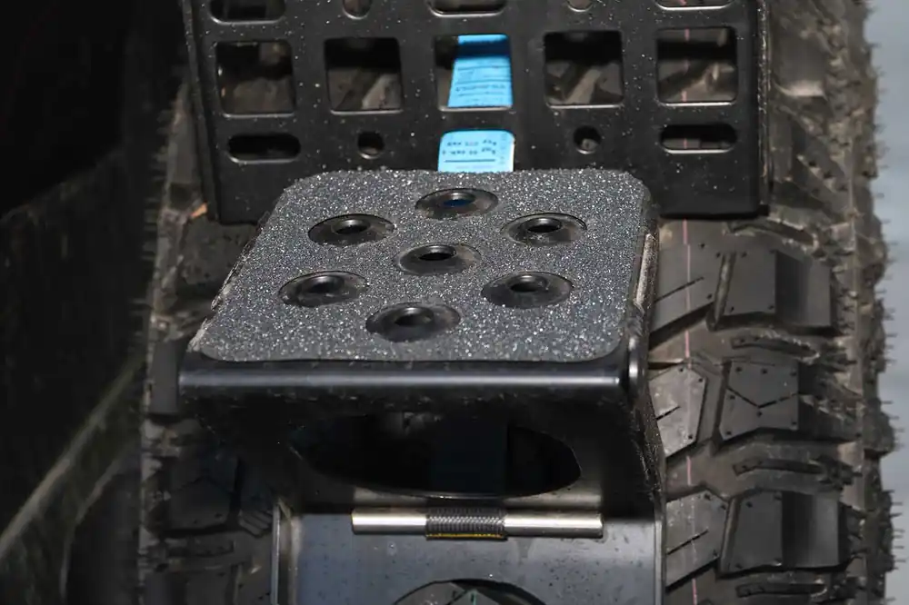 Sofort Bestellen Anti-Rutsch-Pads für Reserveradtritt, 2er Set