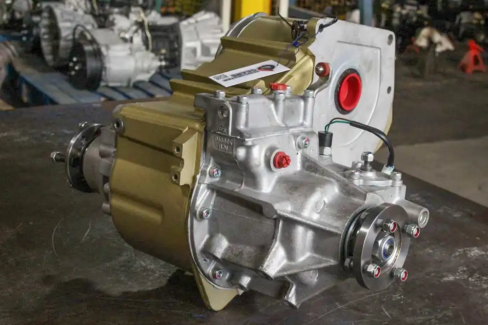 Bestseller Überholtes Verteilergetriebe LT230 für Defender TD4 und TD5-Stage1 / Stage2