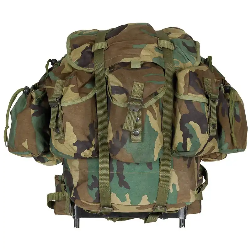 Expressversand Türkischer Rucksack Alicepack woodland mit Tragegestell neuwertig