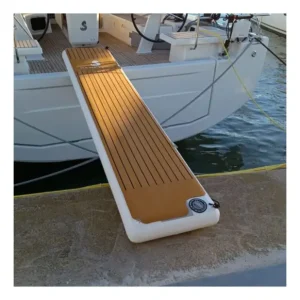 Sonderaktion AUFBLASBARE ZUGANGSRAMPE FÜR SCHLAUCHBOOT 300 (NUR RAMPE)
